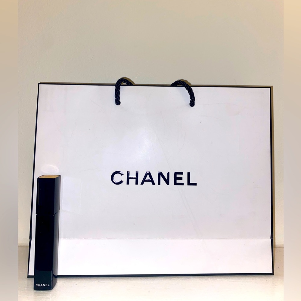 BRAND NEW CHANEL Rouge Allure Extrait De Gloss in Impertinence